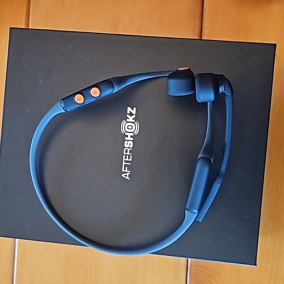 Aftershokz wireless stero bone conducting headset...black & gray ASC100 - Picture 13 of 14